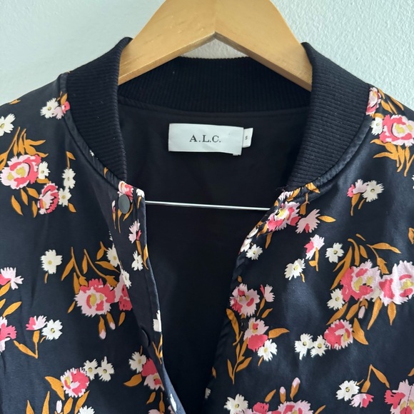 A.L.C. Kelley Floral Bomber Silk Blend Jacket size Small - Picture 8 of 11